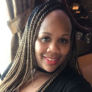 Meet your Posher, Stephanie